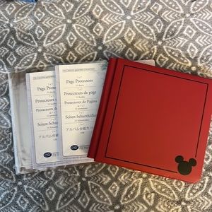 Creative Memories 7x7 Scrapbook with Page Protectors